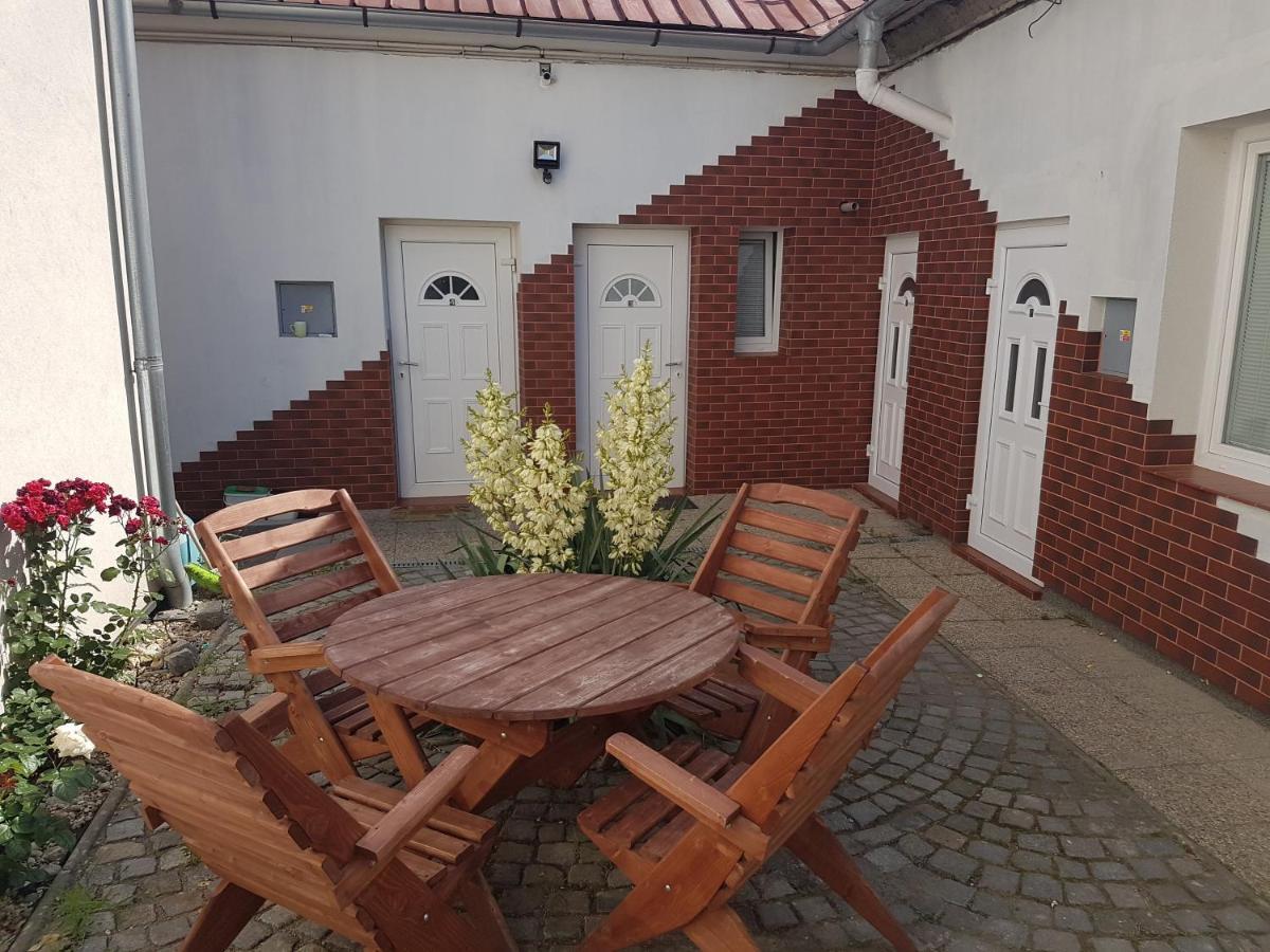 Olomouc NEW2 Apartment Exterior foto